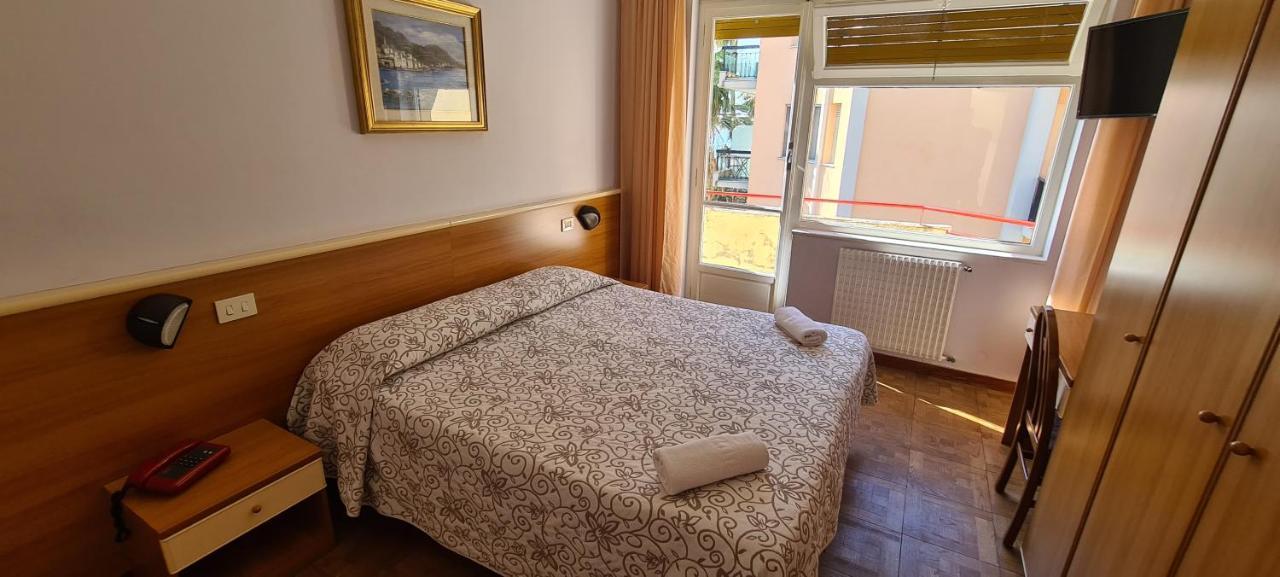 Hotel Colibri Finale Ligure Eksteriør billede